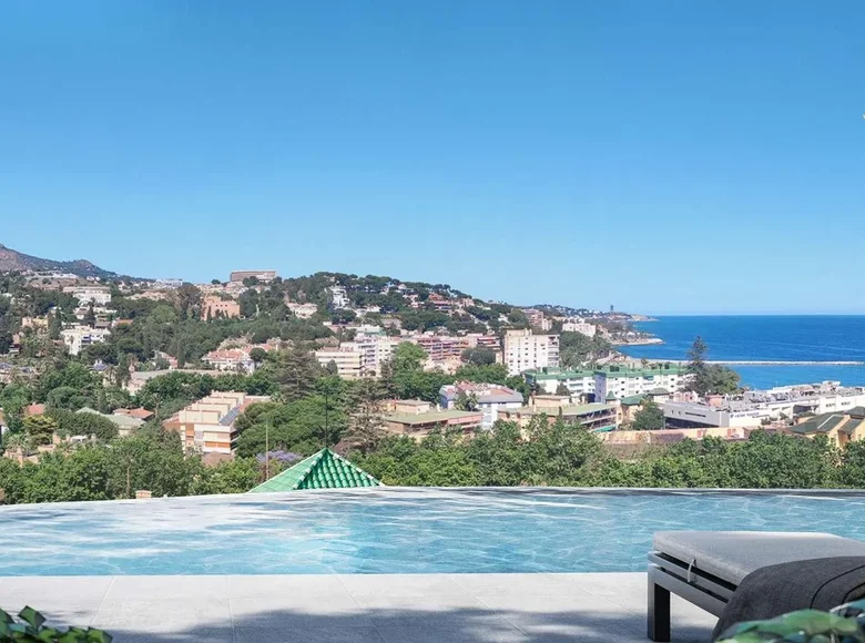 Mieszkanie 3 pokoi  Malaga, Hiszpania