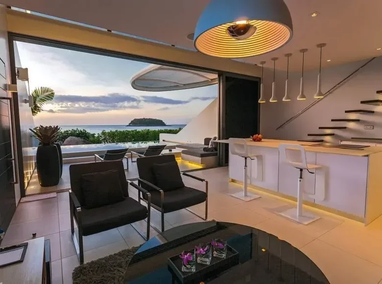 Penthouse 5 bedrooms 457 m² Ban Kata, Thailand