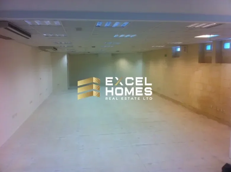 Commercial property  in Siġġiewi, Malta