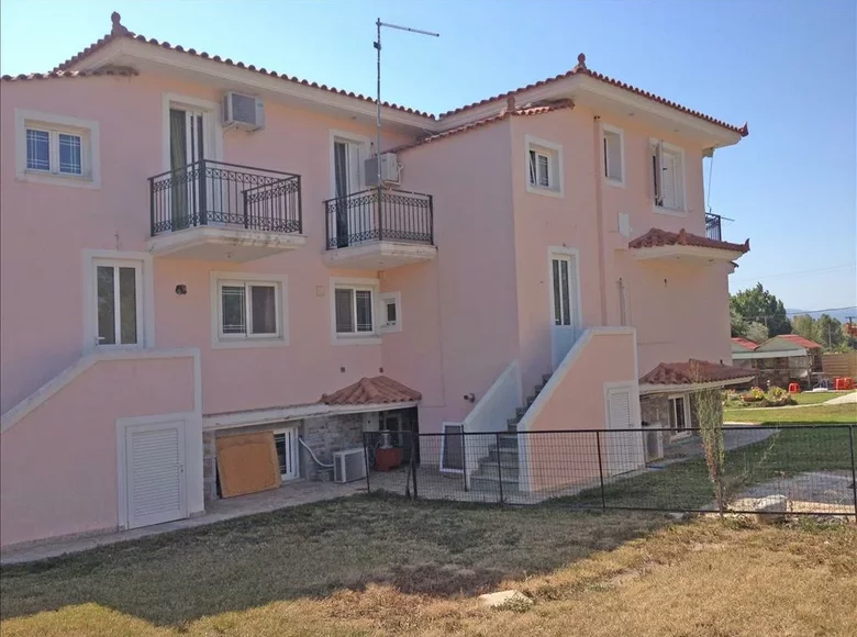 Cottage 11 bedrooms 460 m² Municipality of Kymi - Aliveri, Greece