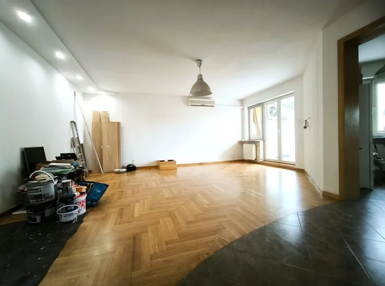 4 room apartment 104 m² Warsaw, Poland