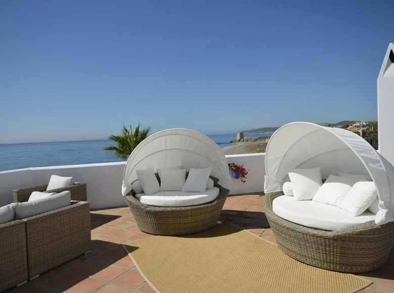 3 bedroom apartment 116 m² Casares, Spain