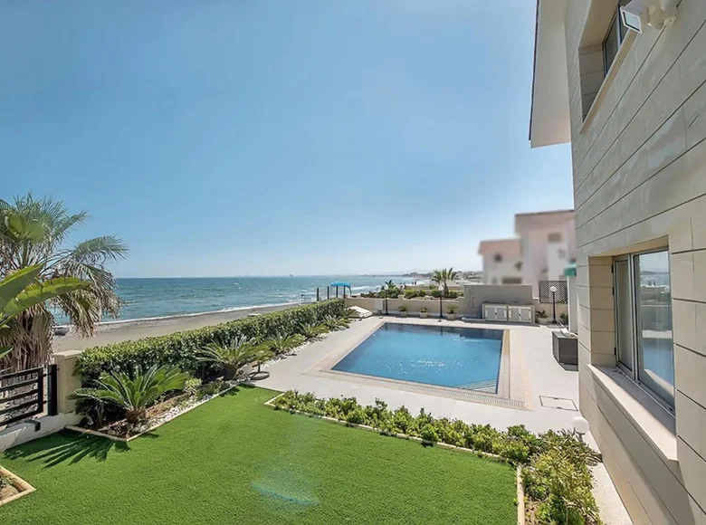 4 bedroom house 205 m² Pyla, Cyprus