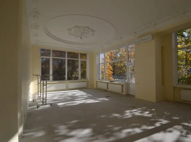 Mieszkanie 4 pokoi 206 m² Jurmała, Łotwa