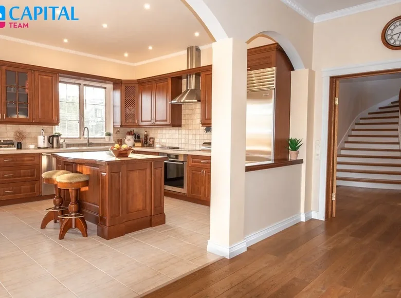 House 354 m² Truseliai, Lithuania