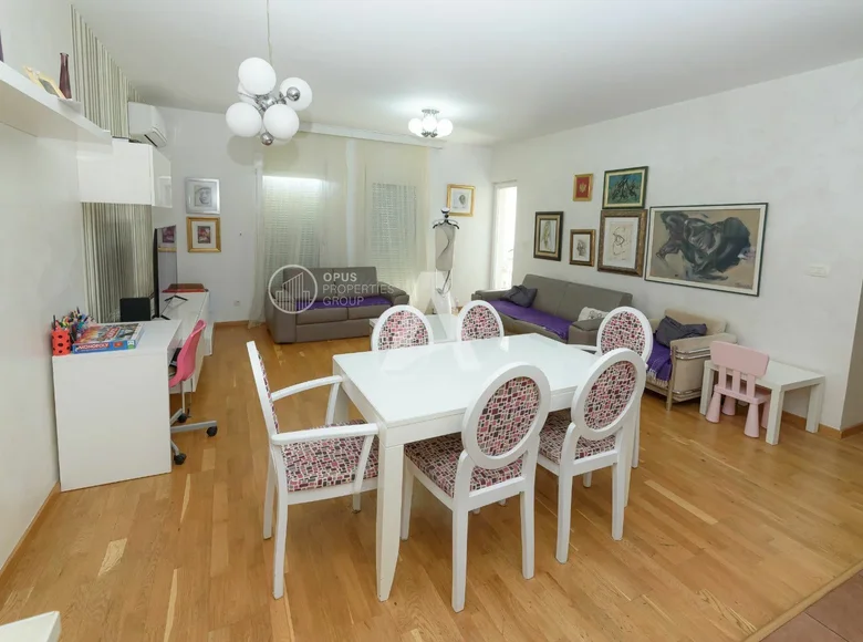 2 bedroom apartment 70 m² Podgorica, Montenegro