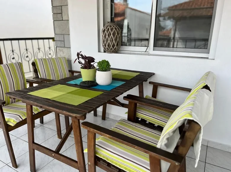 Mieszkanie 3 pokoi 61 m² Nea Flogita, Grecja
