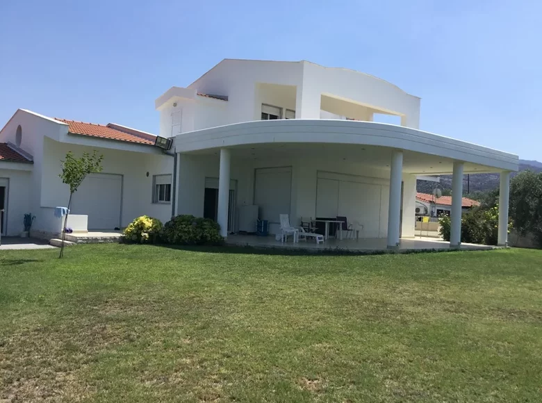6-Zimmer-Villa 250 m² Prinos, Griechenland