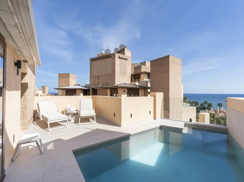 Ático 4 habitaciones  Estepona, Španjolska