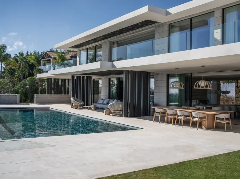 Haus 5 Schlafzimmer 1 367 m² San Roque, Spanien
