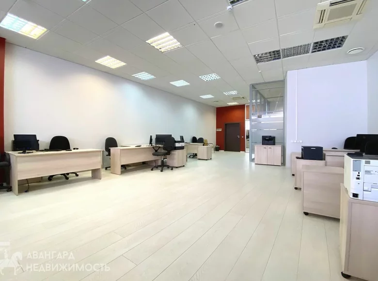 Oficina 107 m² en Minsk, Bielorrusia