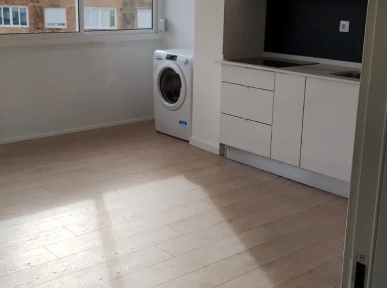 Mieszkanie 2 pokoi 45 m² Lizbona, Portugalia