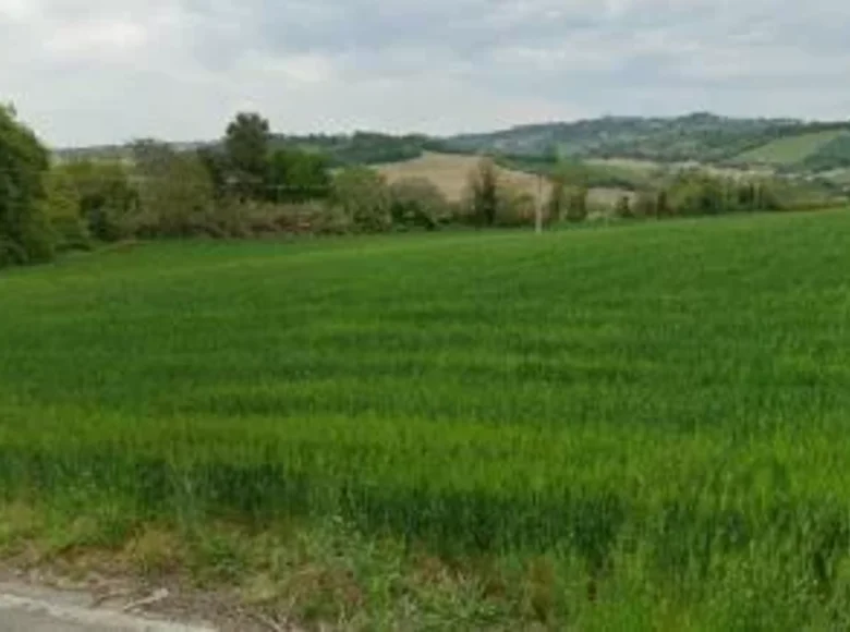 Land 40 000 m² Terni, Italy