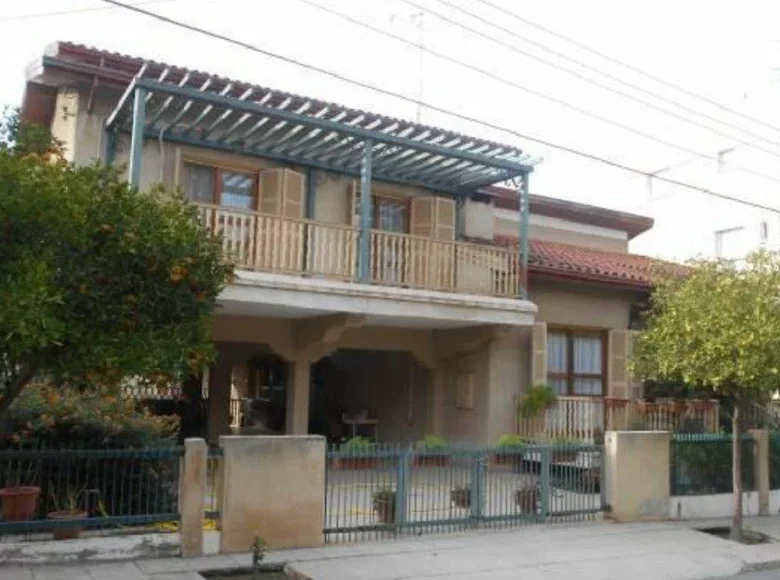 Haus 3 Schlafzimmer 235 m² Nikosia, Cyprus