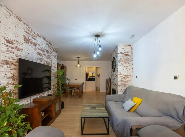 Mieszkanie 3 pokoi 132 m² Marbella, Hiszpania