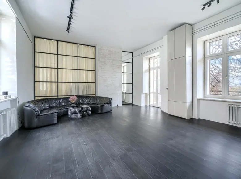Nieruchomości komercyjne 3 pokoi 90 m² w Warszawa, Polska