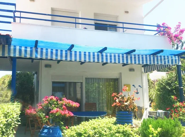 4 bedroom house 130 m² Vourvourou, Greece