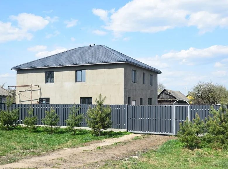 Дом 194 м² Блонь, Беларусь
