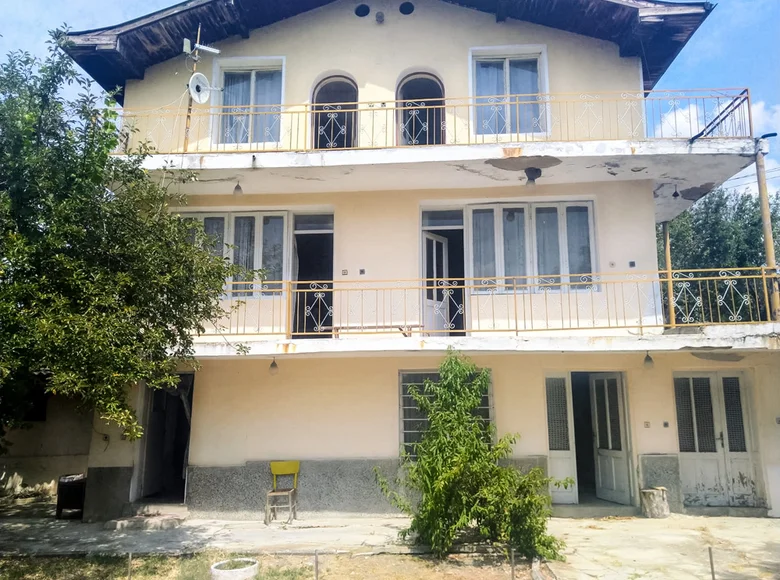 Haus 7 Zimmer 220 m² Dolni Chiflik, Bulgarien