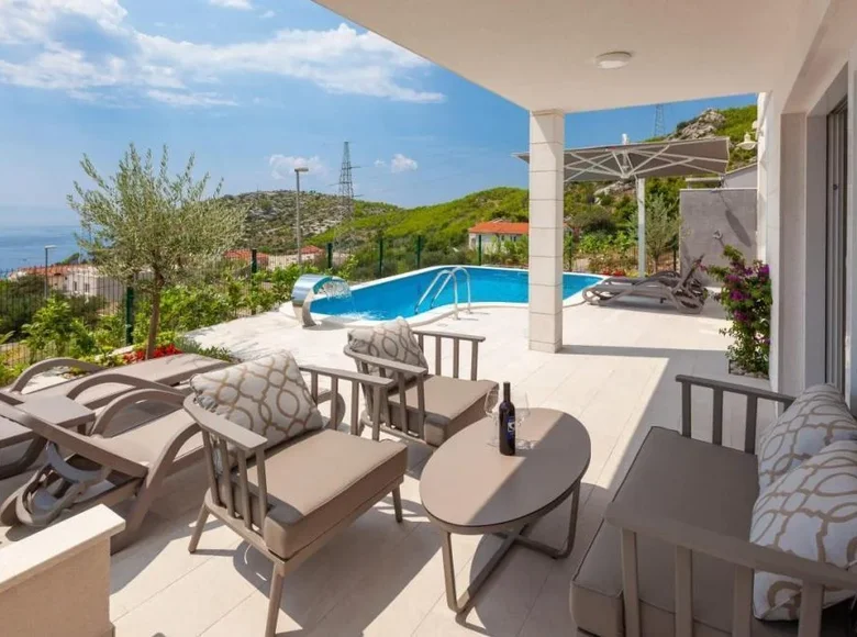 Villa 4 chambres 300 m² Makarska, Croatie