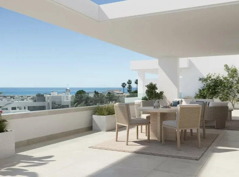 4 bedroom apartment 119 m² Estepona, Spain