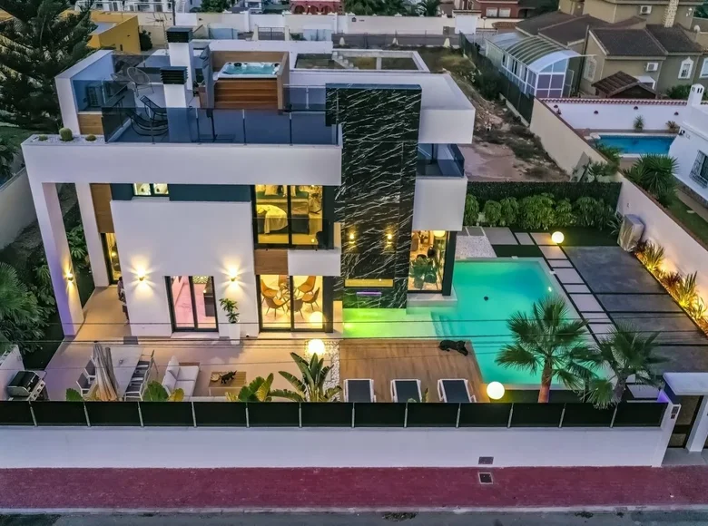 Вилла 3 спальни 125 м² Торревьеха, Испания