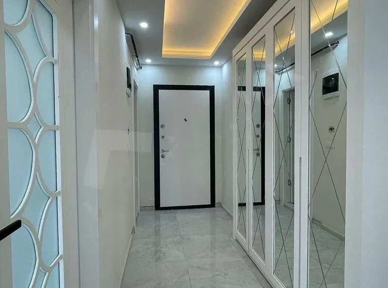 Квартира 5 комнат 200 м² Takbas, Турция