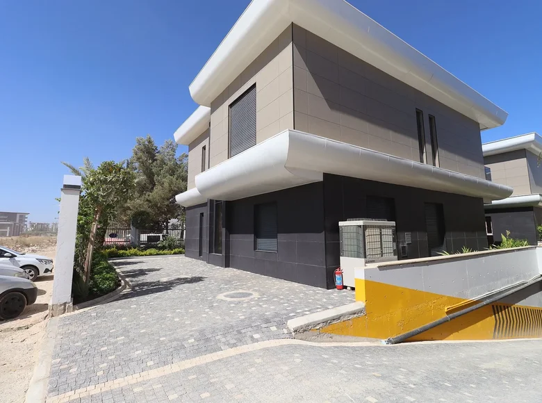 6 bedroom villa 343 m² Muratpasa, Turkey