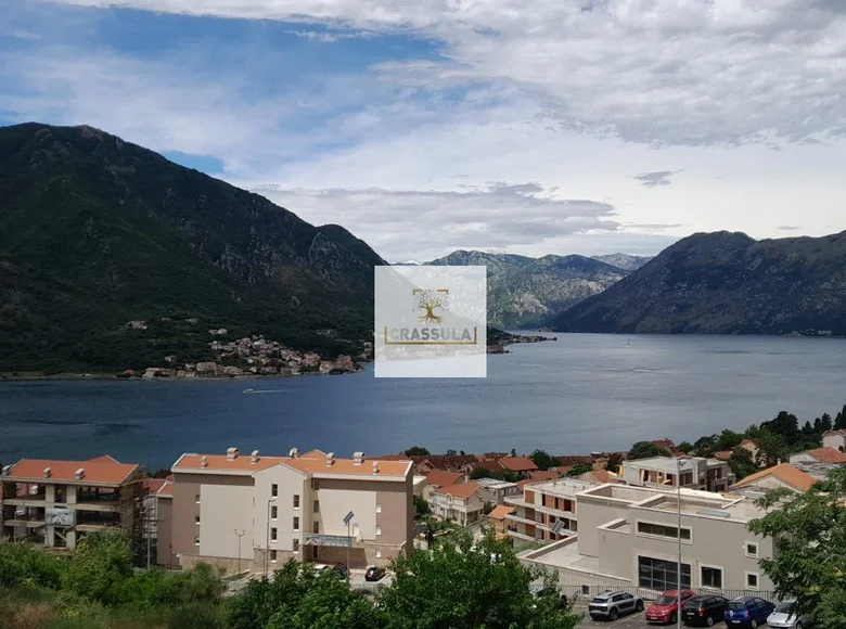 1 bedroom apartment 42 m² Dobrota, Montenegro