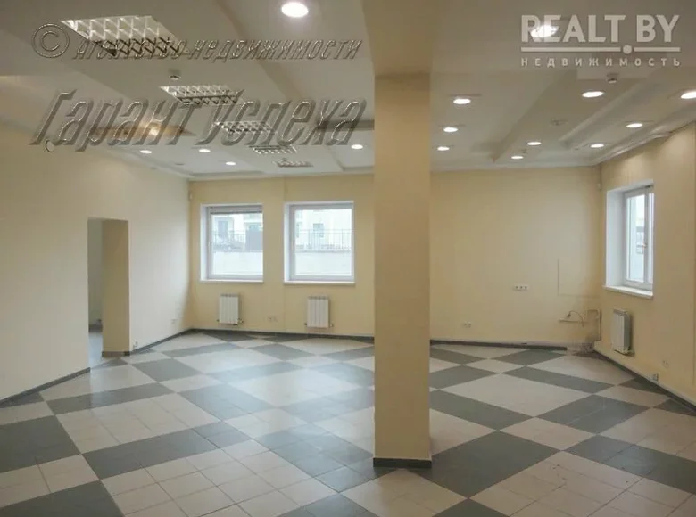 Shop 87 m² in Brest, Belarus