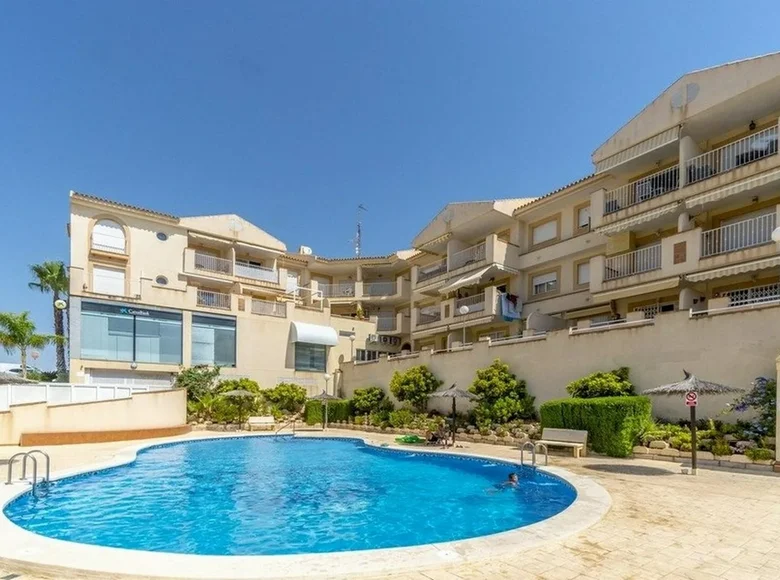 Mieszkanie 3 pokoi 65 m² Orihuela, Hiszpania