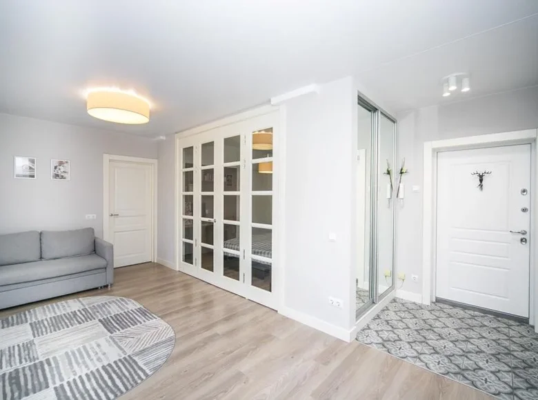 Mieszkanie 2 pokoi 64 m² Mińsk, Białoruś