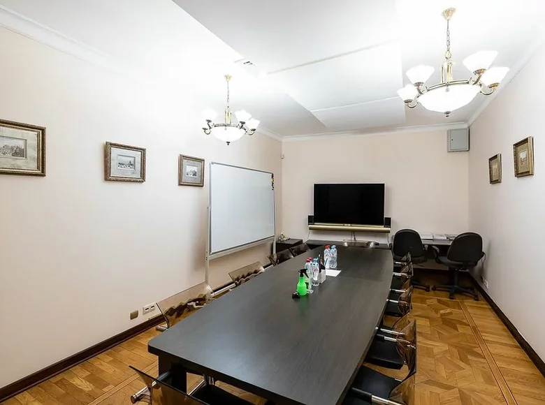 Pomieszczenie biurowe 300 m² Central Administrative Okrug, Rosja
