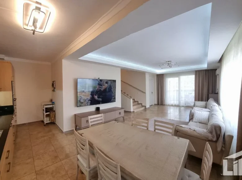 Dúplex 5 habitaciones 160 m² Alanya, Turquía