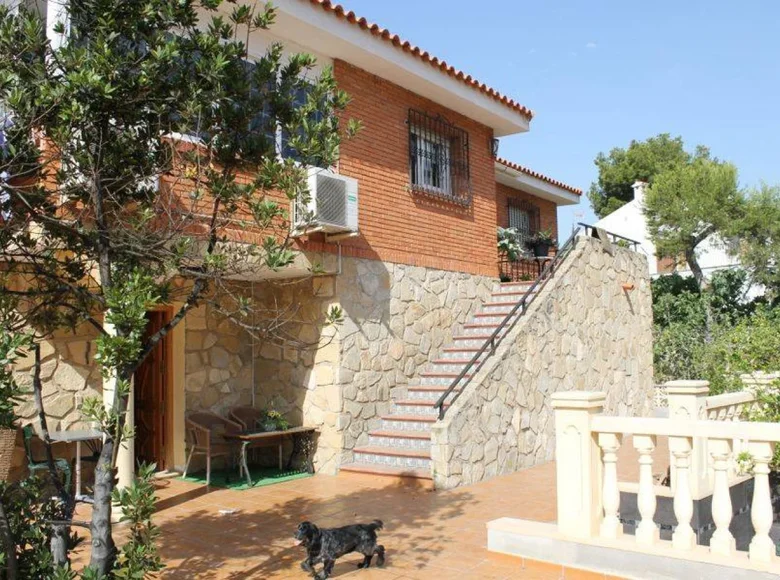 Villa 9 bedrooms 430 m² Benidorm, Spain
