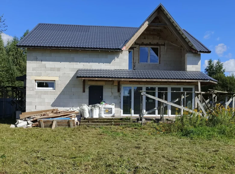 Casa 200 m² Zodzinski siel ski Saviet, Bielorrusia