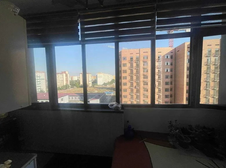 Kvartira 2 xonalar 53 m² Khanabadda