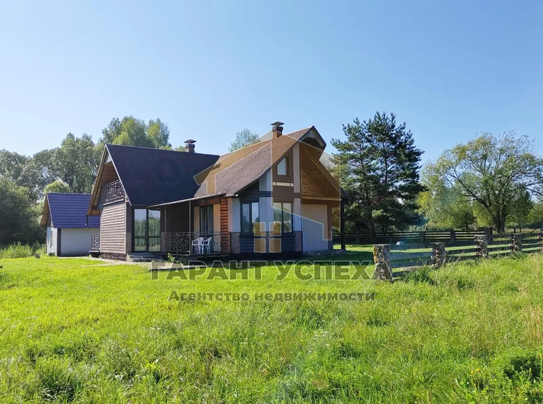 House 180 m² Kamieniuki, Belarus