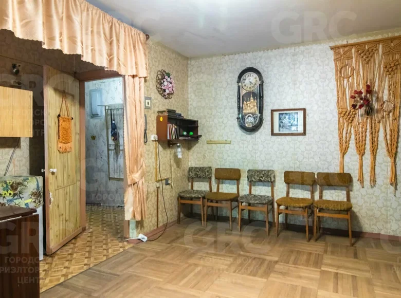 Mieszkanie 3 pokoi 55 m² Rosja, Rosja