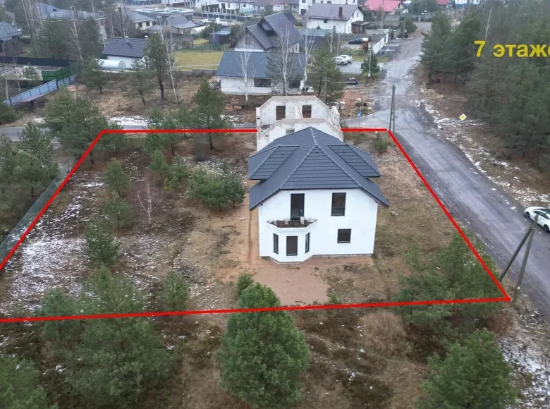 Cottage 185 m² Kalodishchy, Belarus