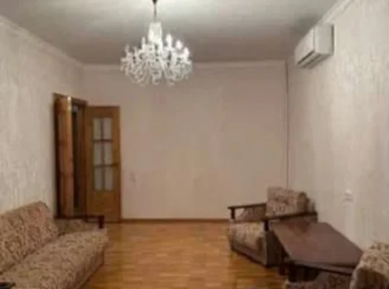 Kvartira 2 xonalar 75 m² Toshkentda