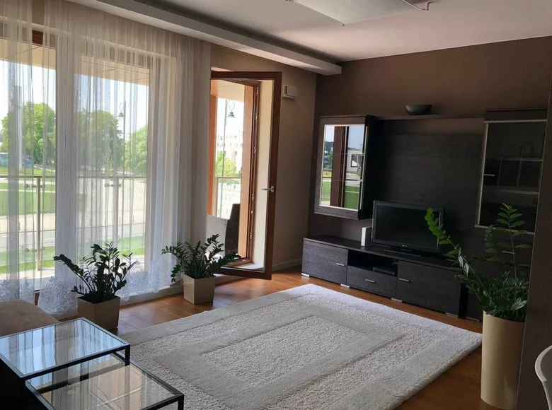 Apartamento 2 habitaciones 67 m² en Varsovia, Polonia