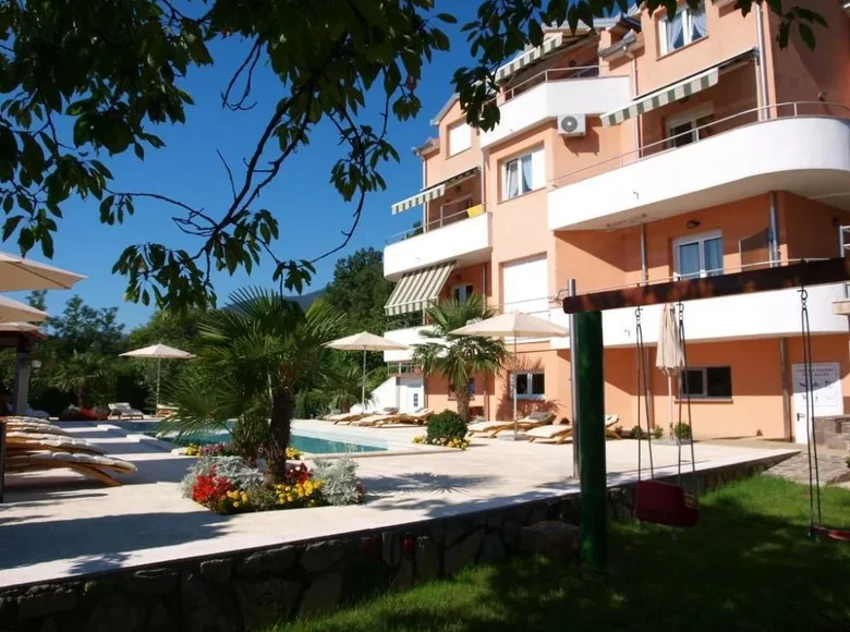 Hotel 500 m² Icici, Kroatien