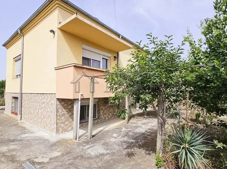 4 bedroom house 132 m² Kameno, Bulgaria