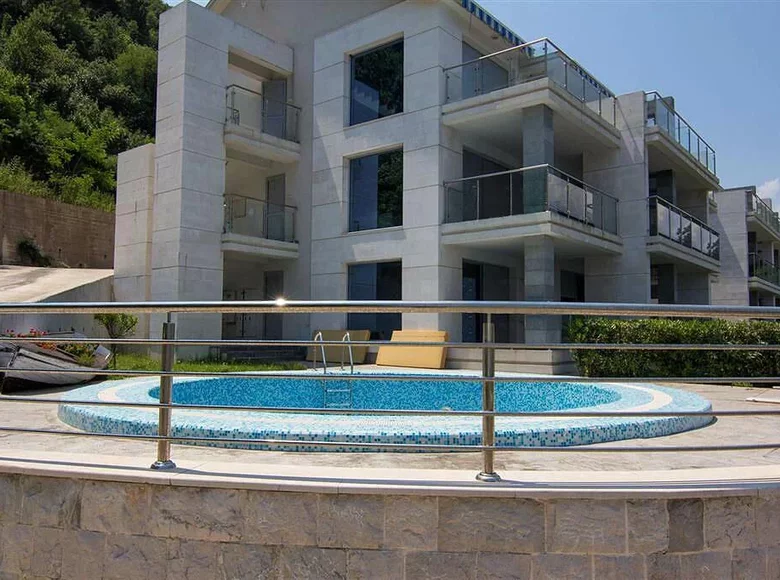 Mieszkanie 2 pokoi 100 m² Kotor, Czarnogóra
