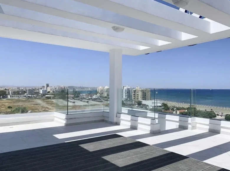 2 bedroom apartment 81 m² Larnaca, Cyprus