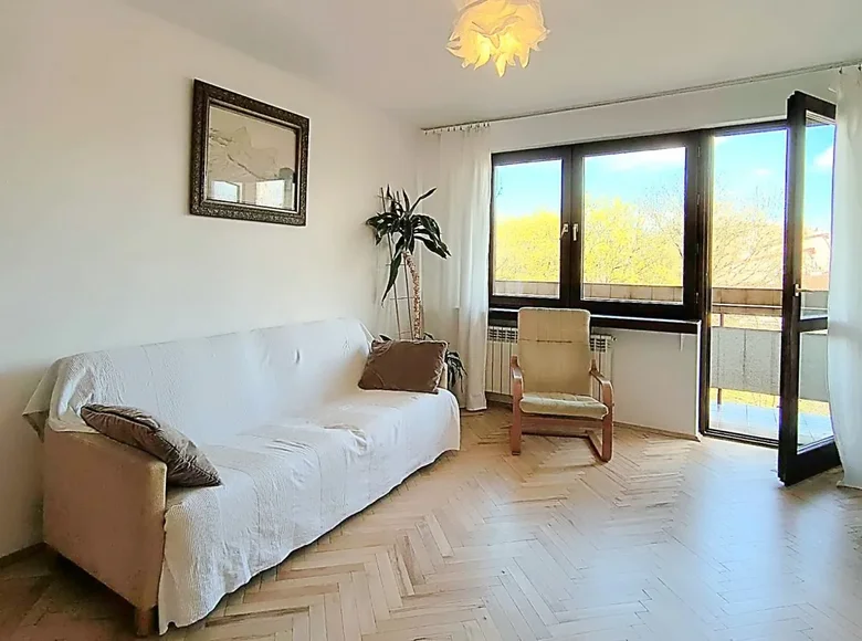 2 room apartment 37 m² Krakow, Poland