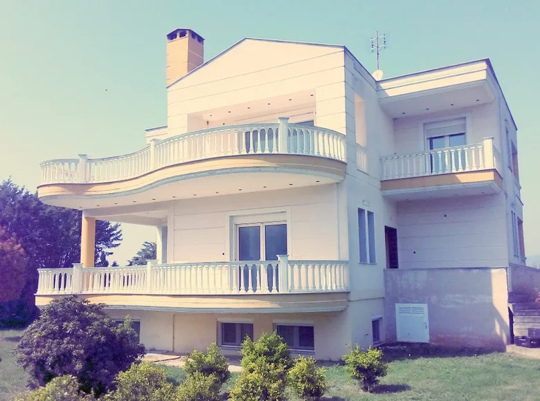 6 bedroom villa 318 m² Nea Raidestos, Greece
