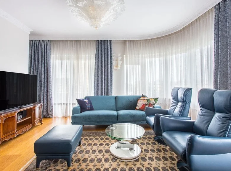 Mieszkanie 3 pokoi 134 m² Wrocław, Polska