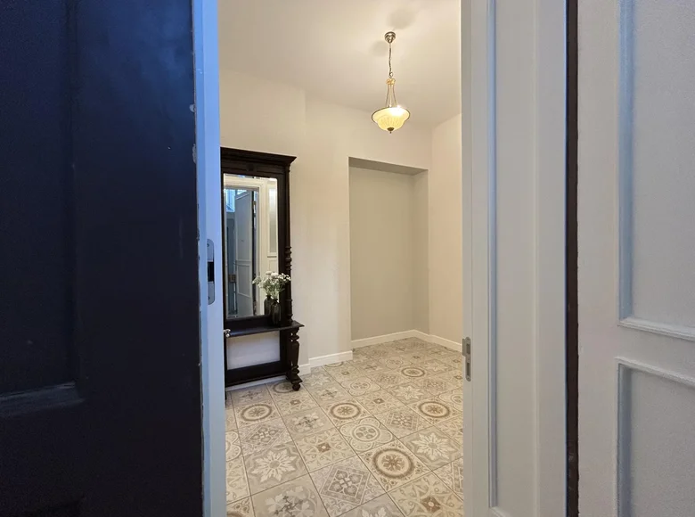 Mieszkanie 4 pokoi 139 m² Ryga, Łotwa